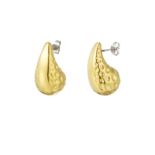 Brinco Chunky Drop em aço inoxidável com design volumoso