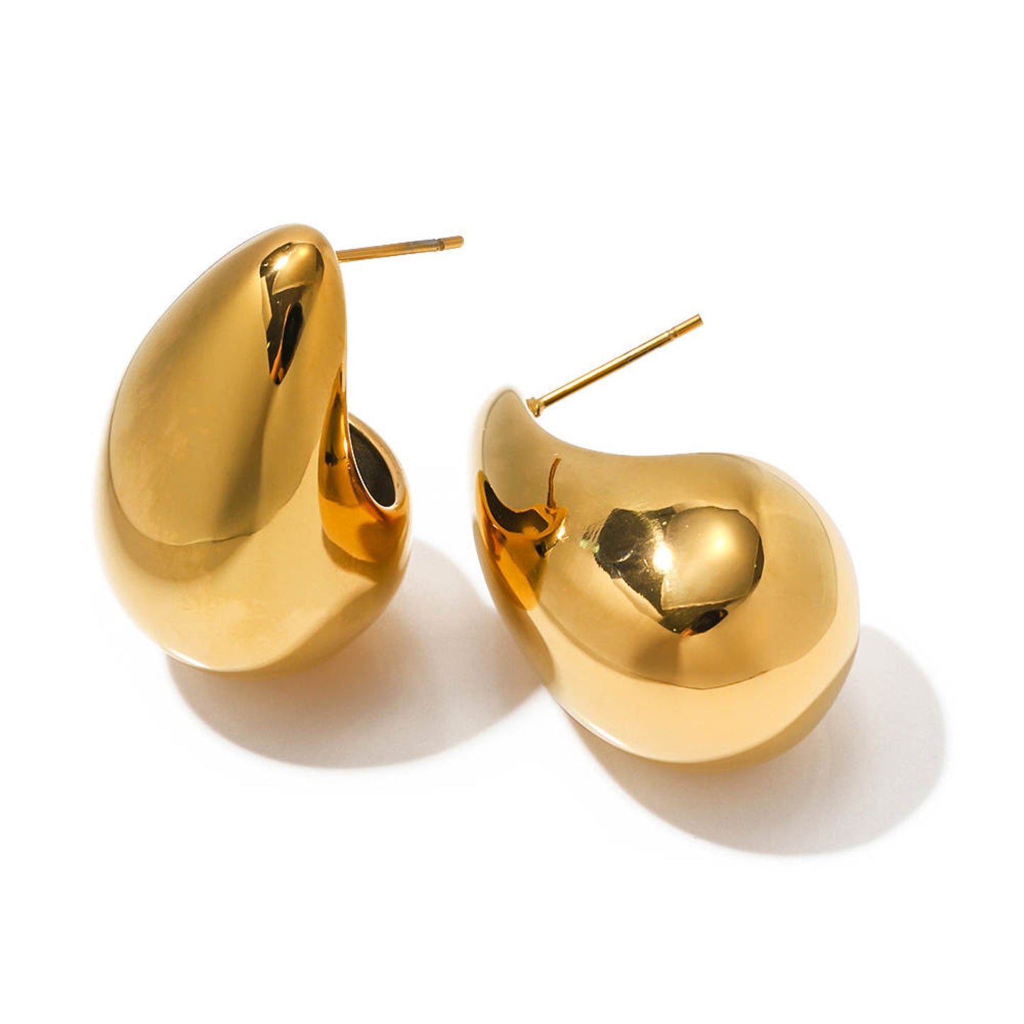 Brincos gota em aço inoxidável disponíveis em prata e dourado
