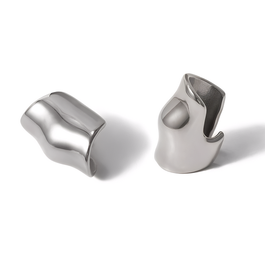 Earcuff Flux em aço inoxidável prateado – Kaya and Olivia