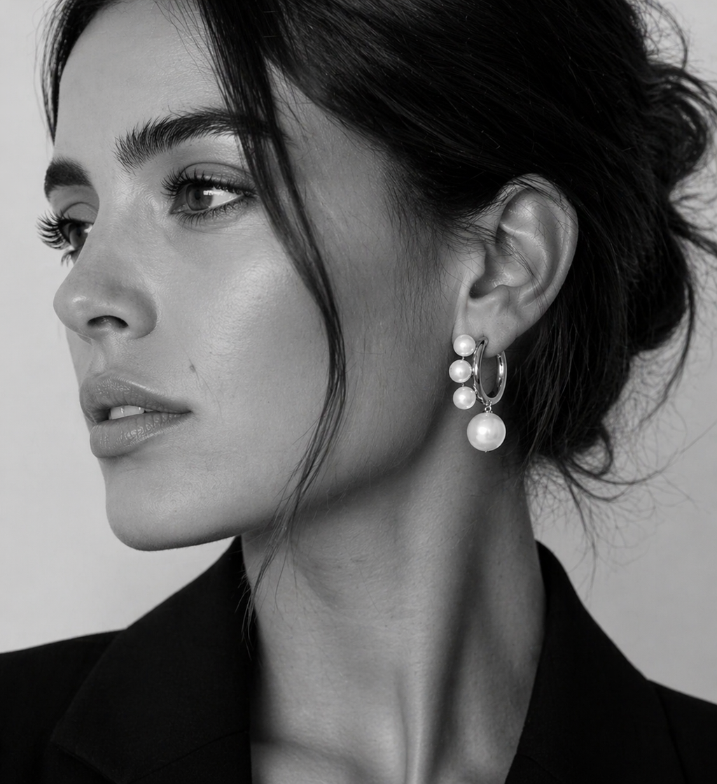 MAJA – Freshwater Pearl Earrings in 18k Gold-Plated