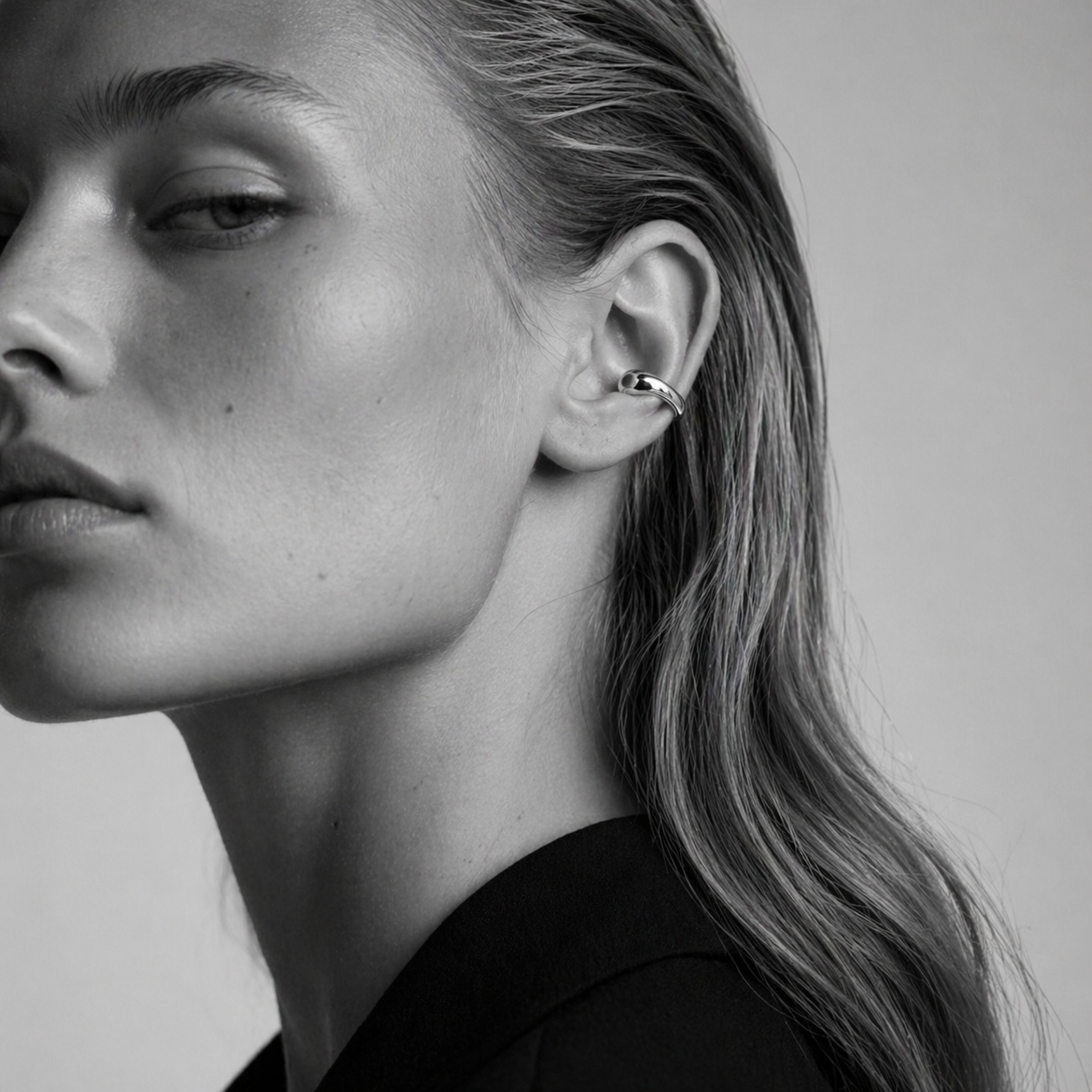 Marea earcuff by Kaya & Olivia — wave-inspired sculptural earcuff, silver
