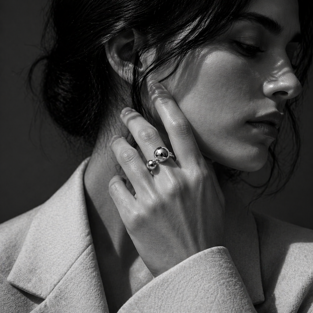 SAGA ring by Kaya & Olivia — silver, organic sculptural silhouette, premium design