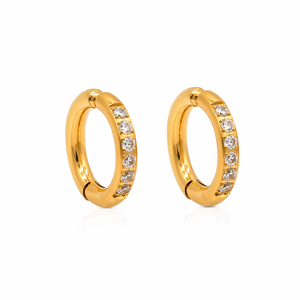 Thessa earcuff by Kaya & Olivia — sculptural open cuff, contemporary and elegant